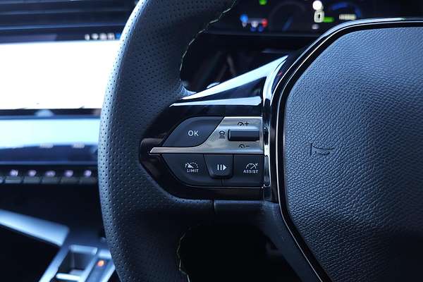 2024 Peugeot 408 GT Plug-In Hybrid P54