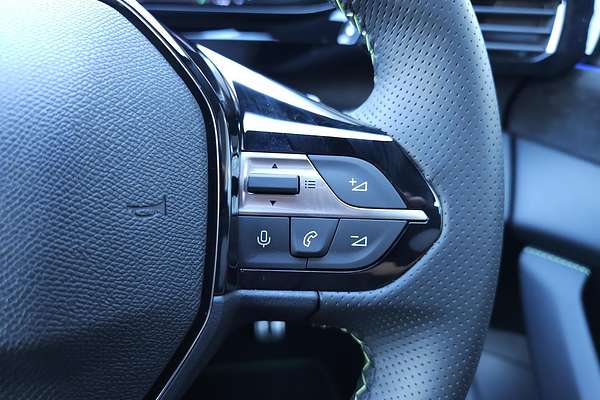 2024 Peugeot 408 GT Plug-In Hybrid P54