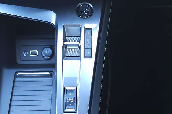 2024 Peugeot 408 GT Plug-In Hybrid P54