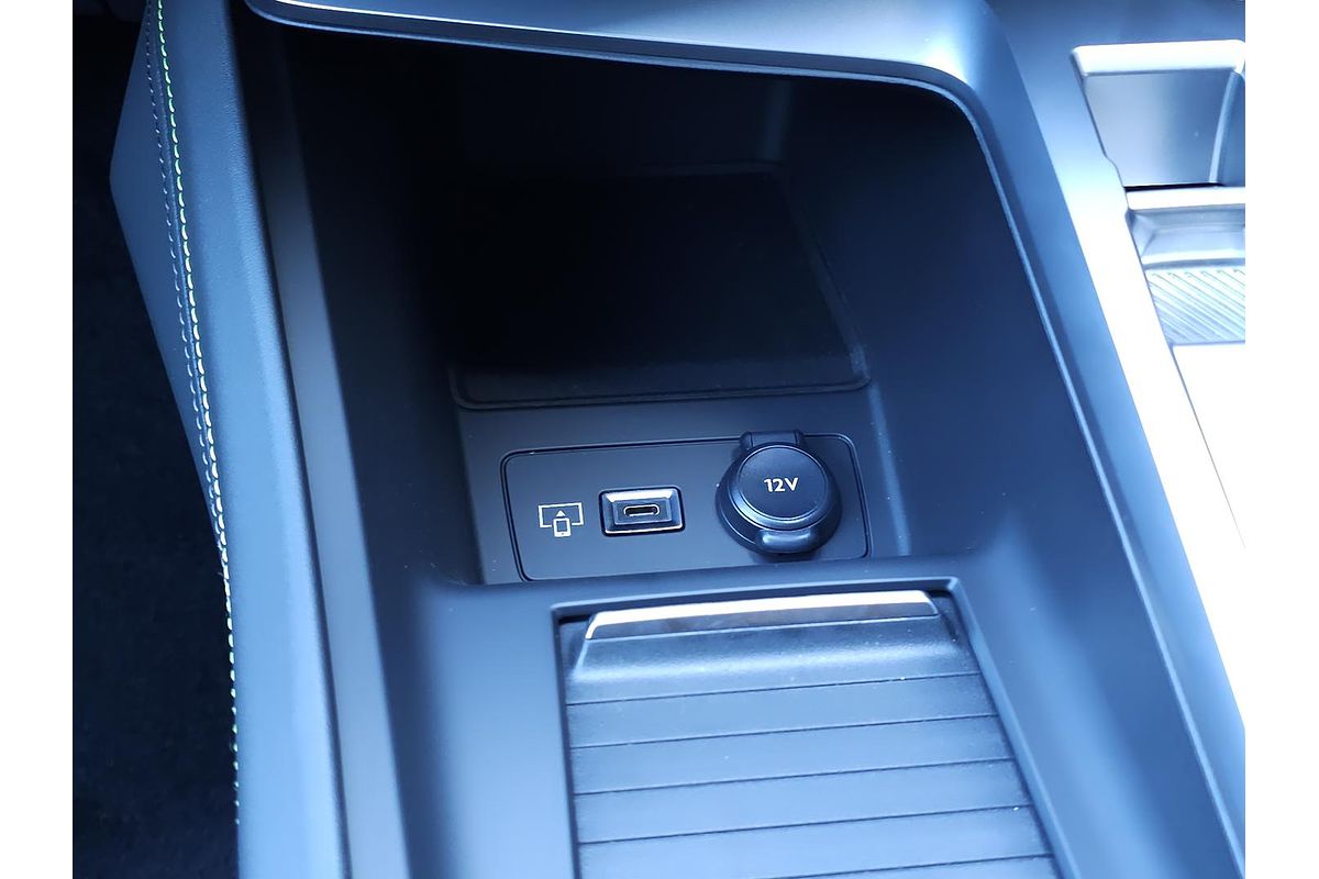 2024 Peugeot 408 GT Plug-In Hybrid P54