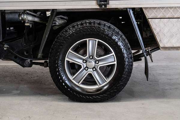 2017 Toyota Hilux Workmate TGN121R Rear Wheel Drive