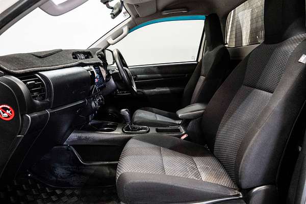 2017 Toyota Hilux Workmate TGN121R Rear Wheel Drive