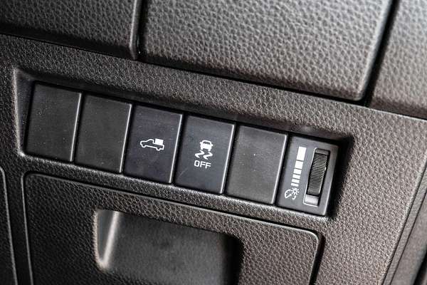 2023 Isuzu D-MAX X-TERRAIN 4X4