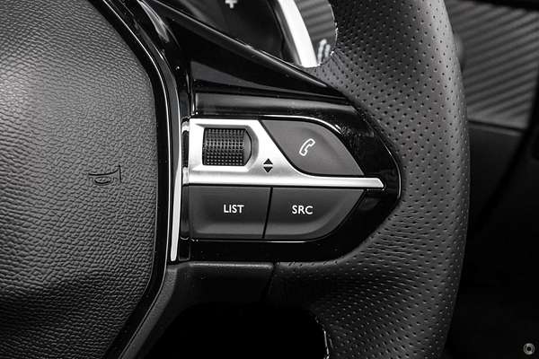 2025 Peugeot 2008 GT Hybrid P24