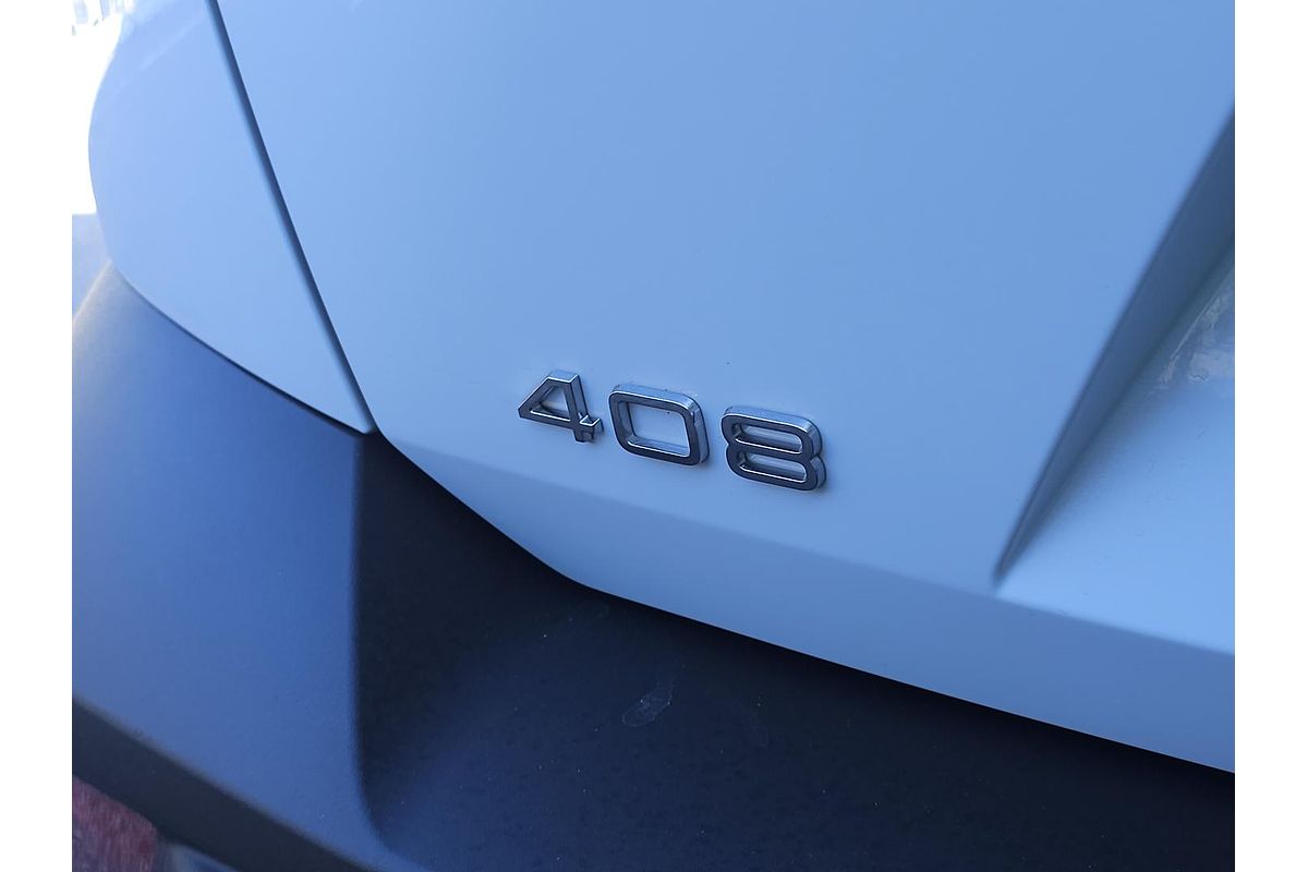 2025 Peugeot 408 GT Premium Hybrid P54