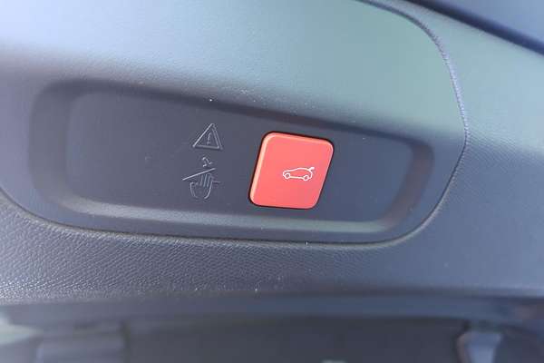 2025 Peugeot 408 GT Premium Hybrid P54