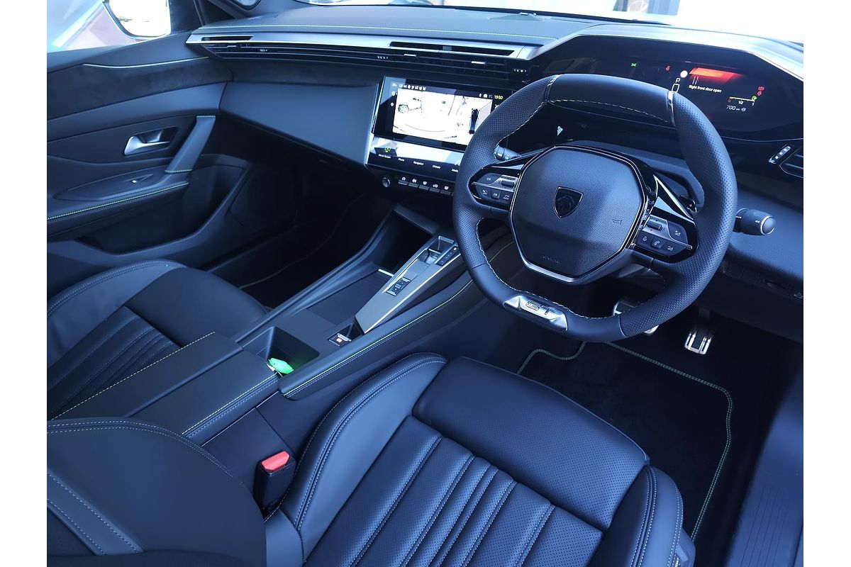 2025 Peugeot 408 GT Premium Hybrid P54