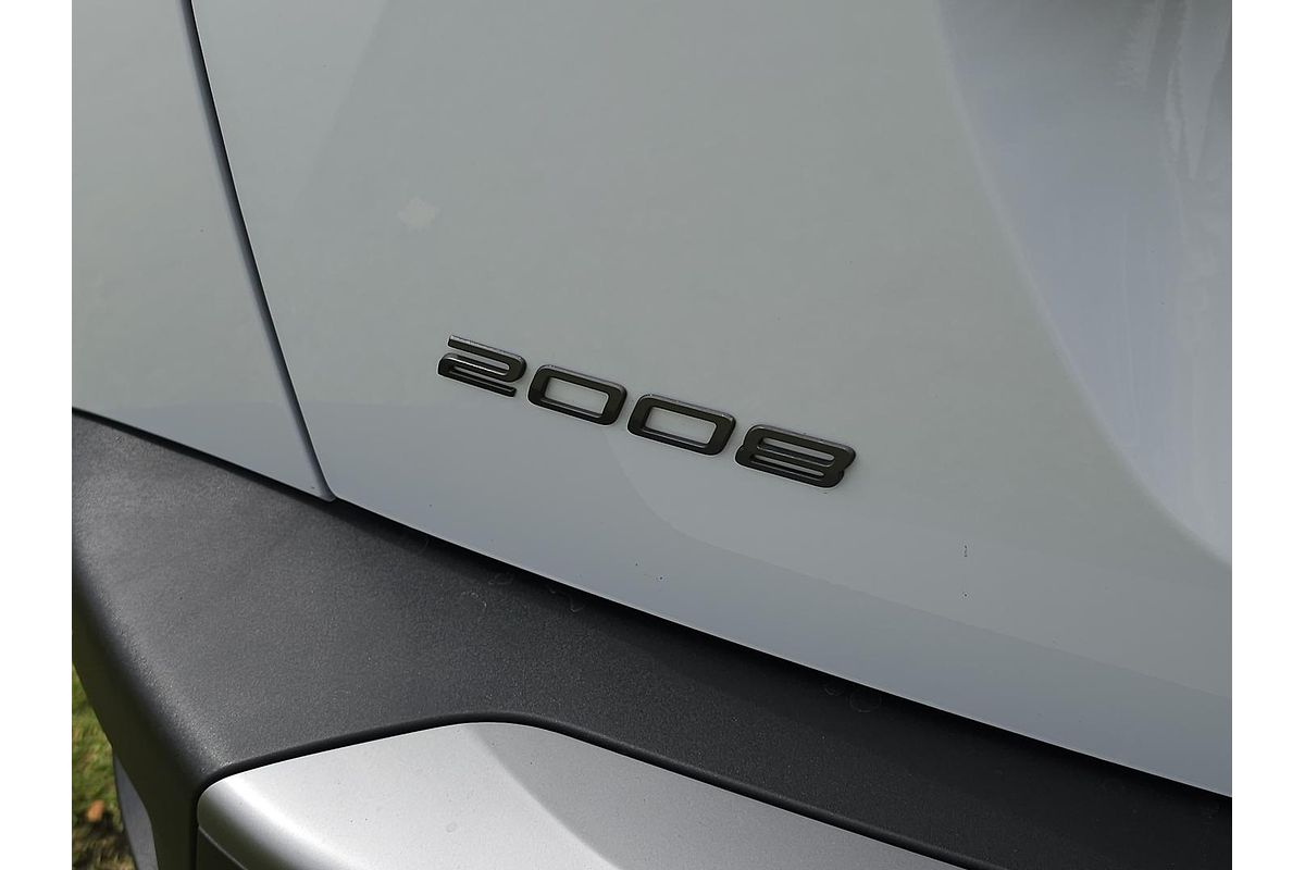 2023 Peugeot 2008 GT P24