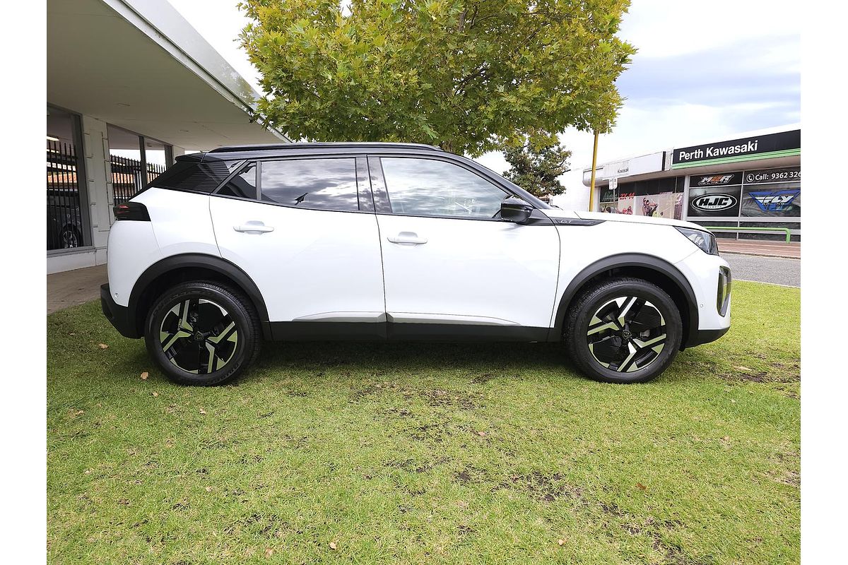 2023 Peugeot 2008 GT P24