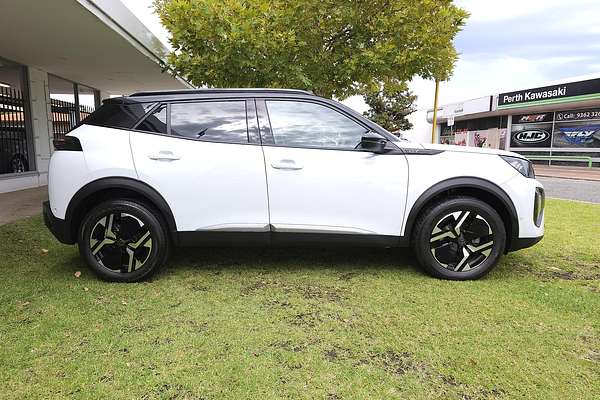 2023 Peugeot 2008 GT P24