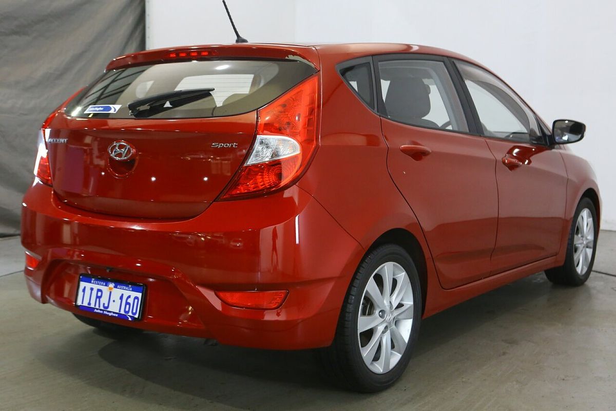 2019 Hyundai Accent Sport RB6