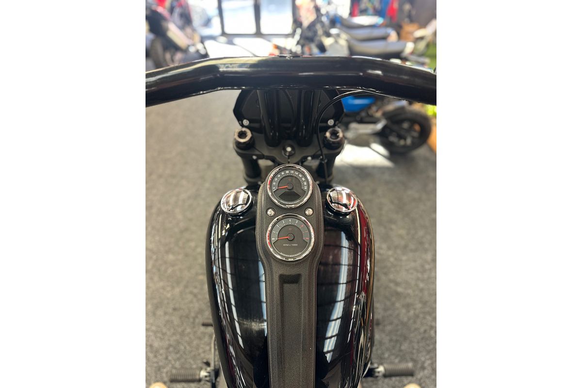 2020 Harley-Davidson SOFTAIL 20 LOW RIDER S