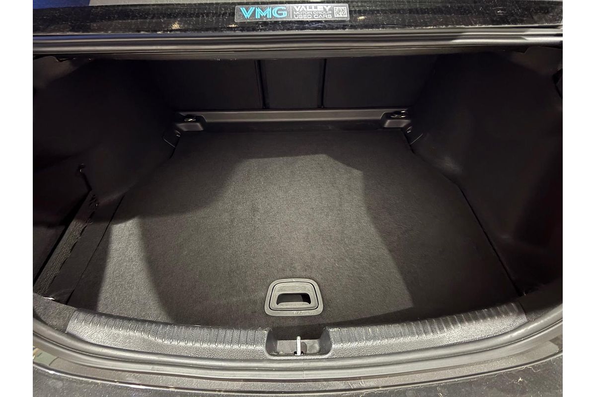 2022 Mercedes-Benz C-Class C200 W206