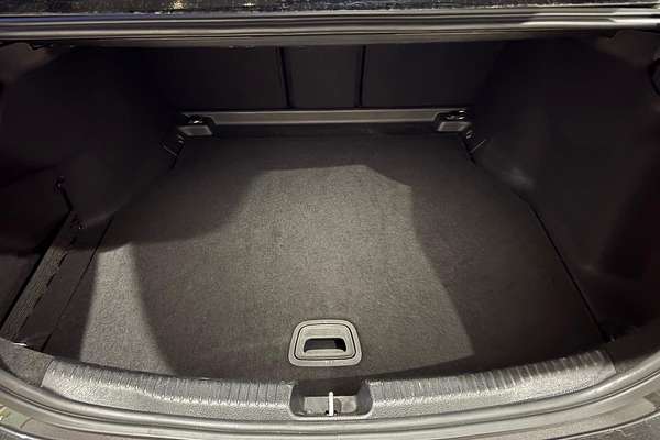 2022 Mercedes-Benz C-Class C200 W206