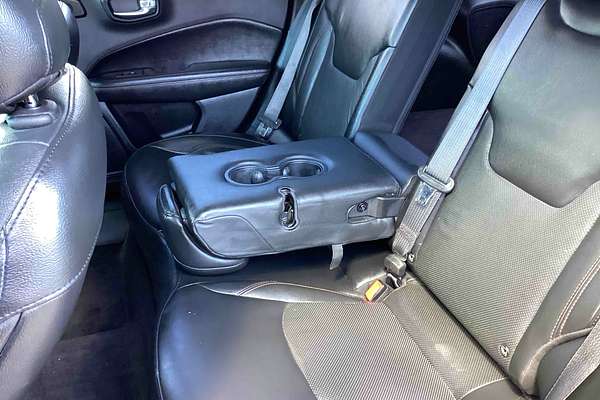 2020 Jeep Compass Limited M6