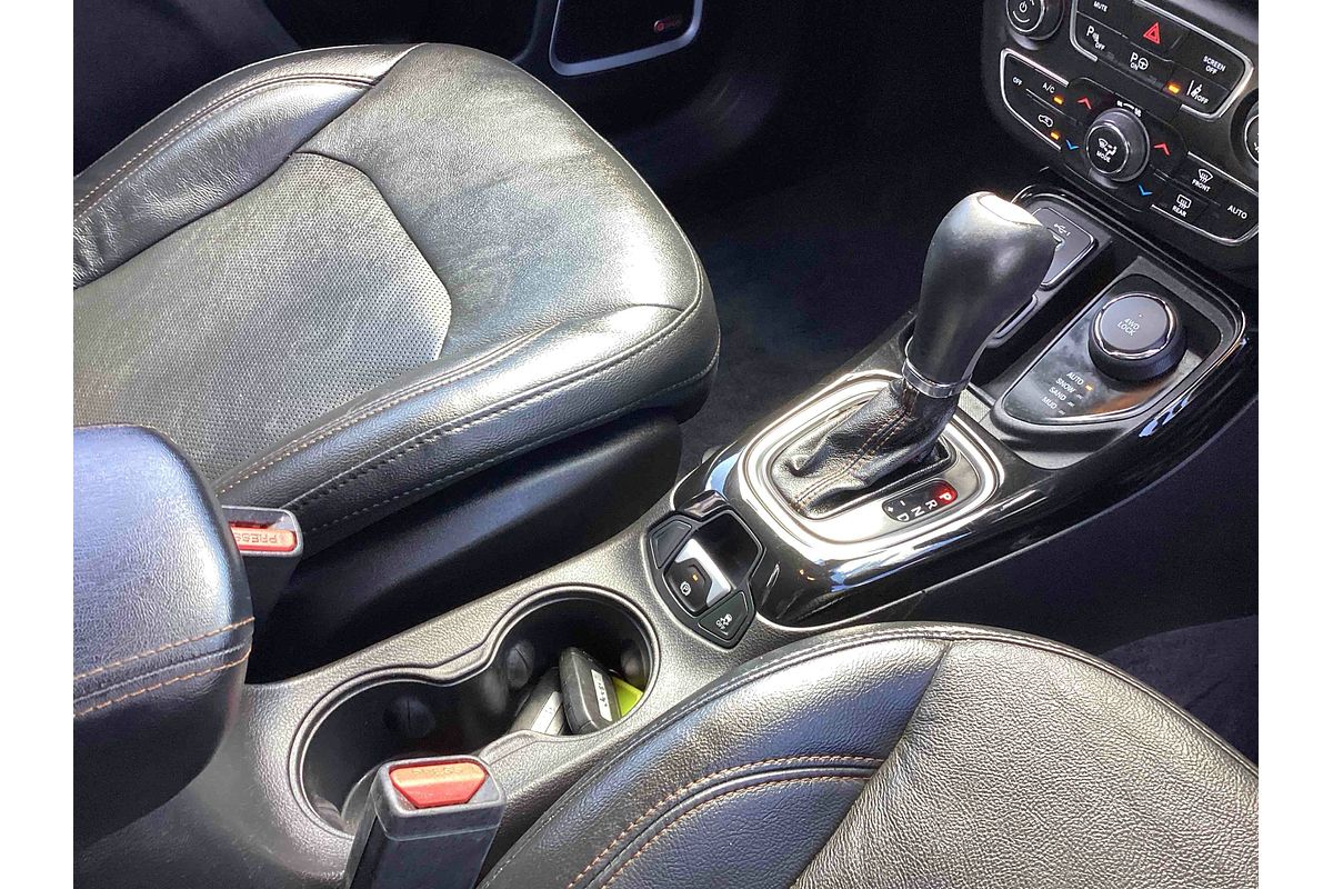 2020 Jeep Compass Limited M6