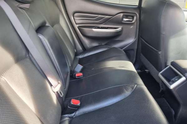 2019 Mitsubishi Triton GLS Premium MR 4X4