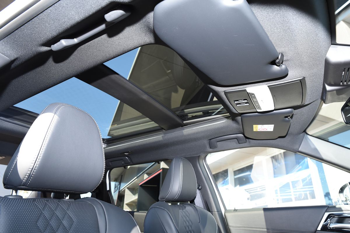 2024 Mitsubishi Outlander PHEV GSR ZM