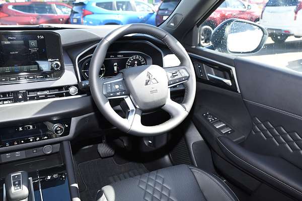 2024 Mitsubishi Outlander PHEV GSR ZM