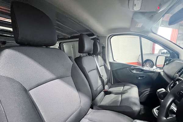 2020 Mitsubishi Express GLX SN SWB