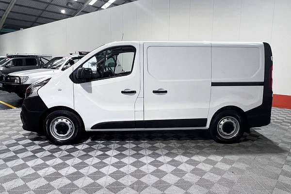 2020 Mitsubishi Express GLX SN SWB