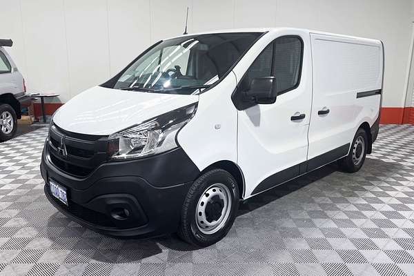 2020 Mitsubishi Express GLX SN SWB