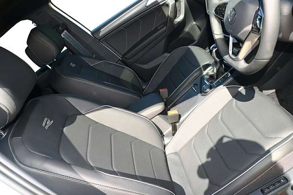 2024 Volkswagen Tiguan Wolfsburg Edition Allspace 5N