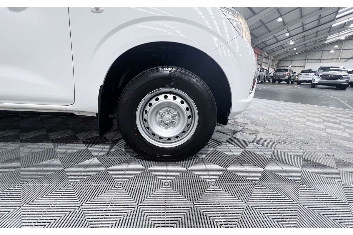 2018 Nissan Navara RX D23 Series 3 Rear Wheel Drive