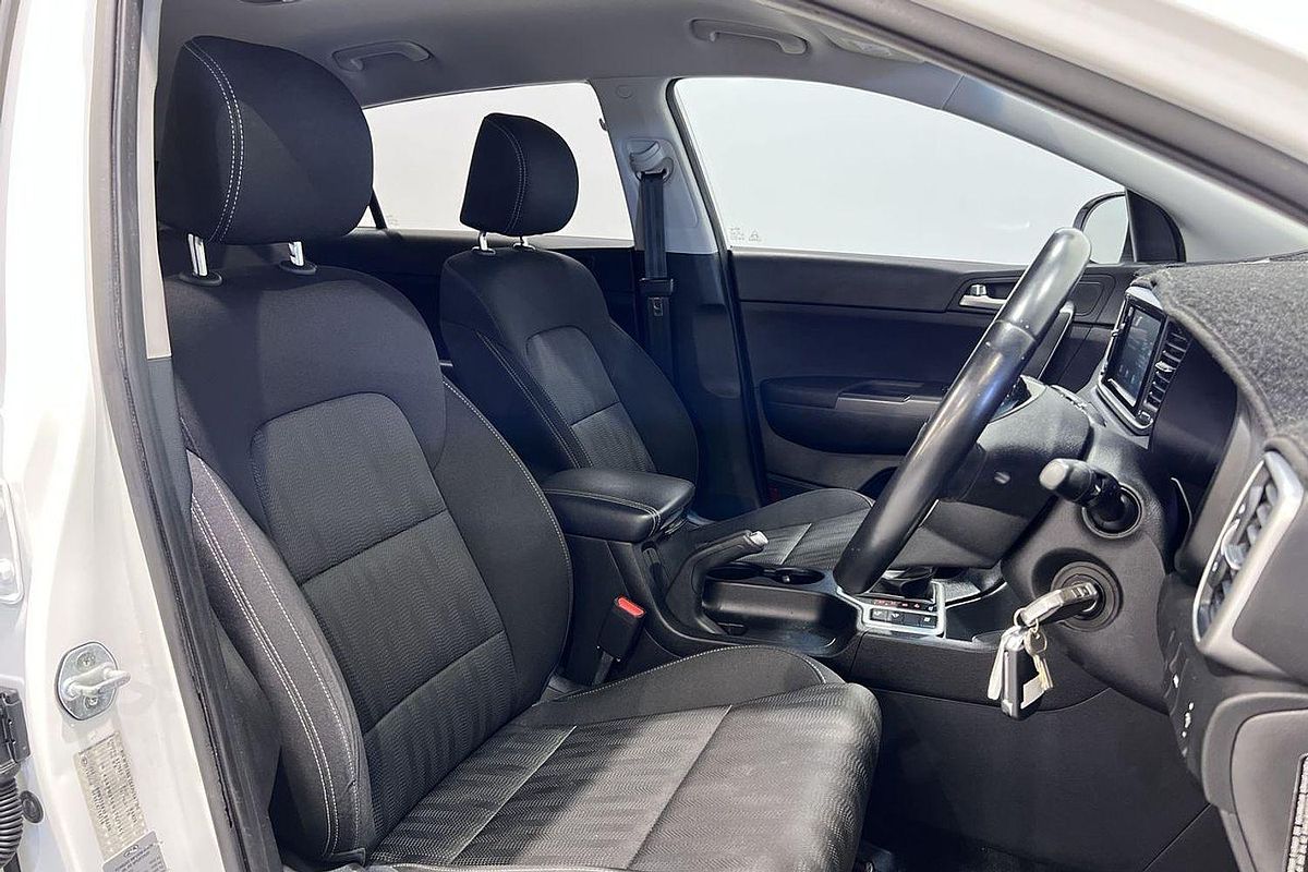 2020 Kia Sportage S QL