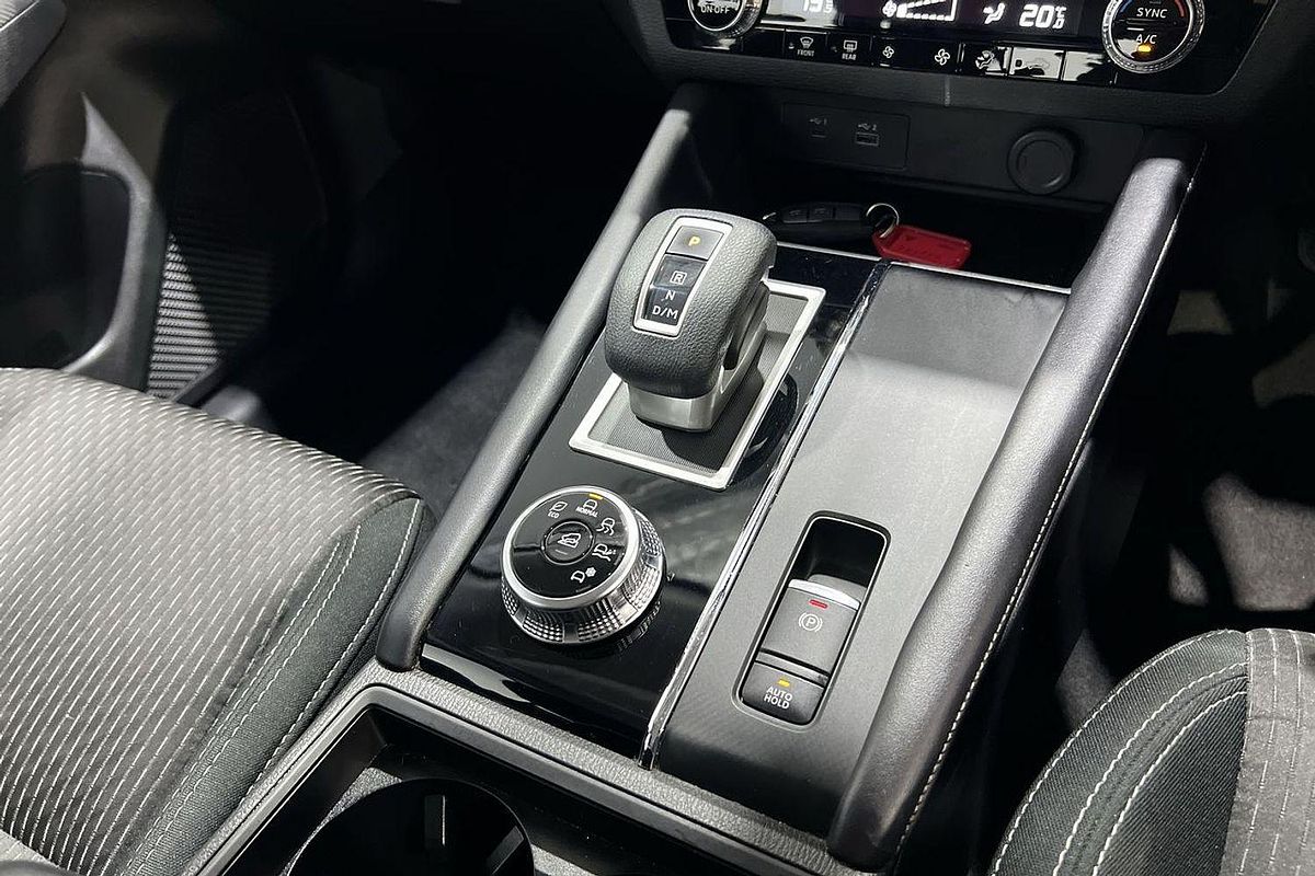 2023 Mitsubishi Outlander ES ZM
