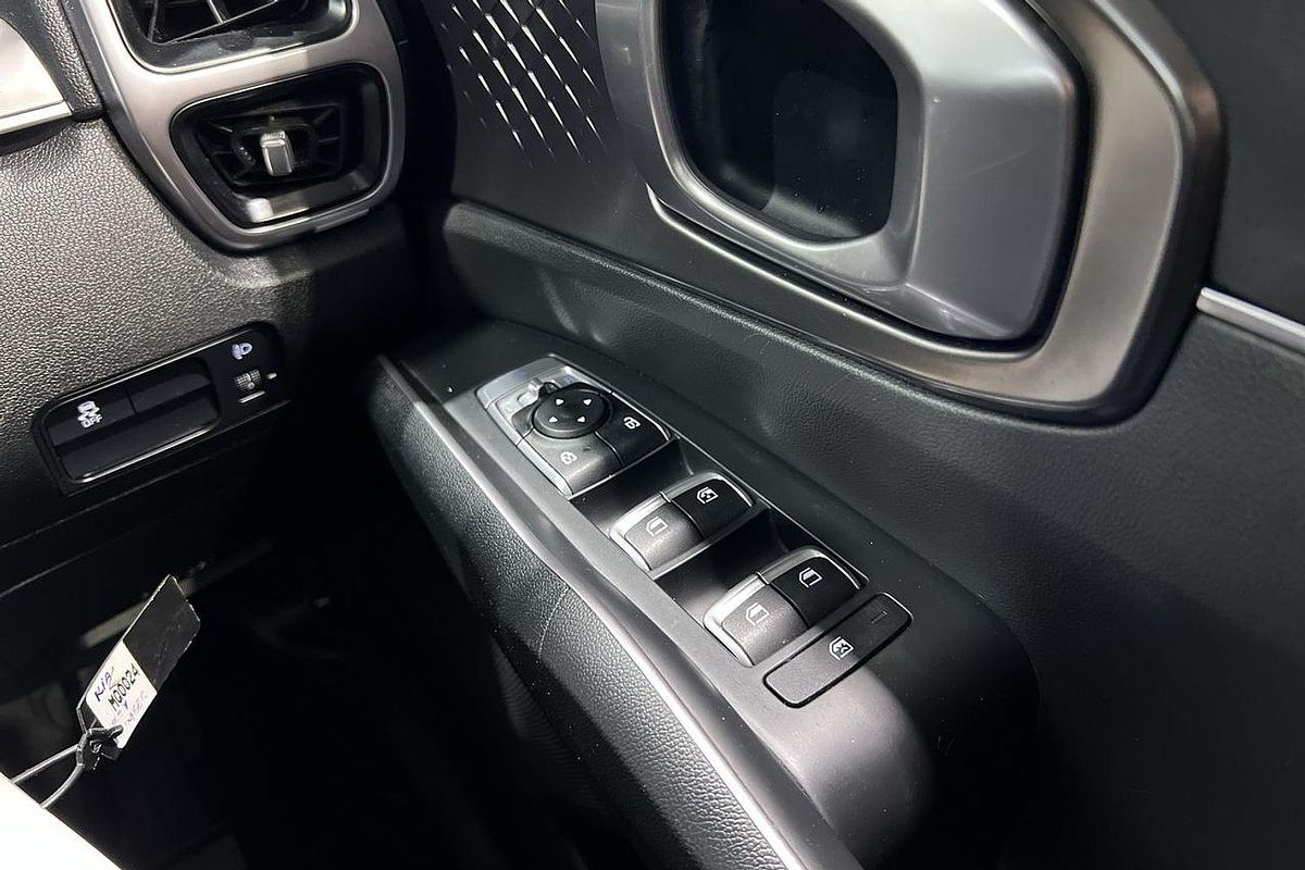 2022 Kia Sorento S MQ4