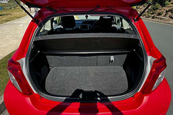2014 Toyota Yaris YR NCP130R