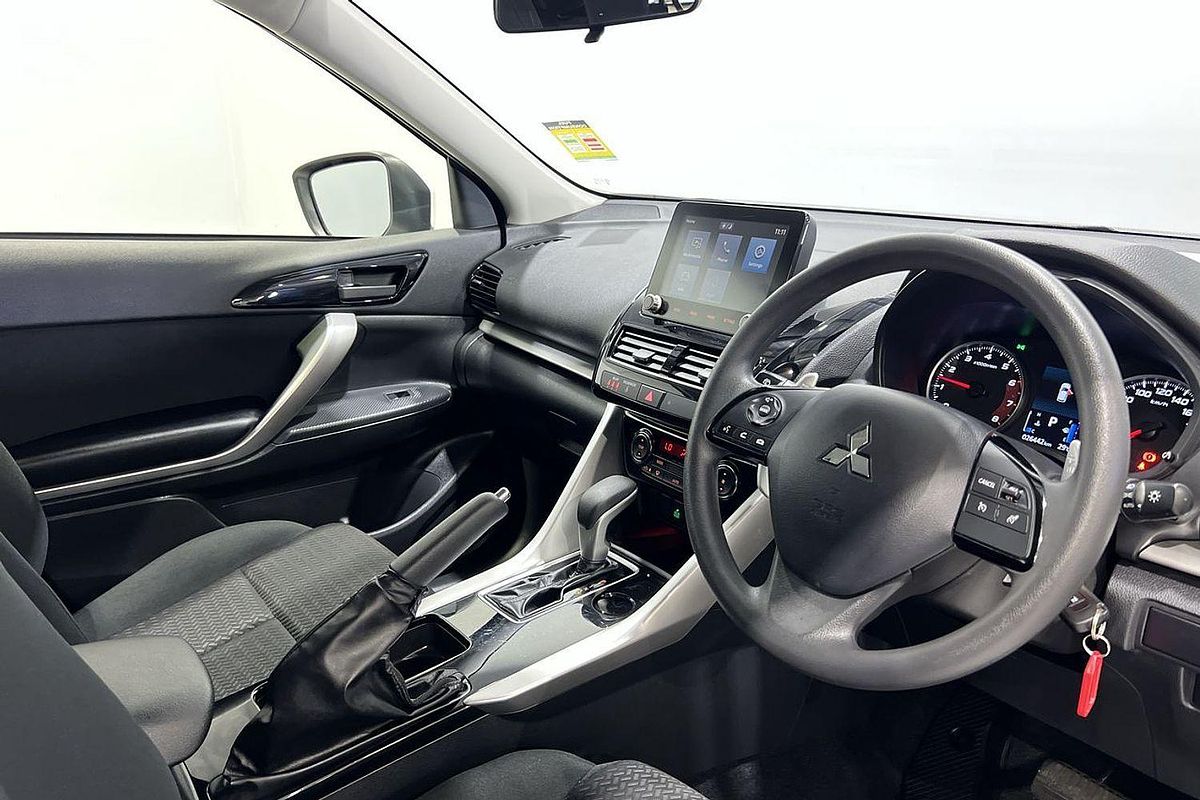 2024 Mitsubishi Eclipse Cross ES YB