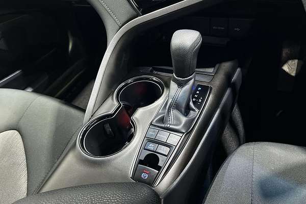 2023 Toyota Camry Ascent AXVH70R