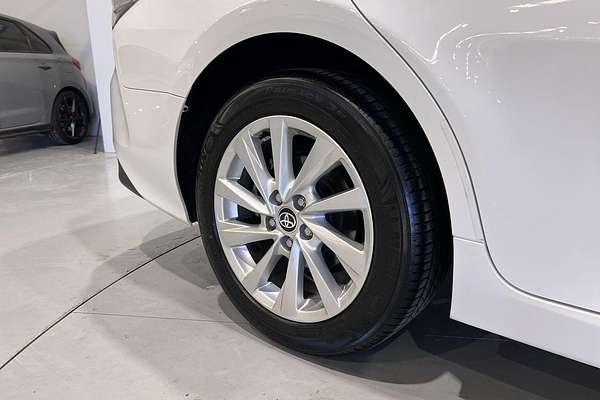 2023 Toyota Camry Ascent AXVH70R