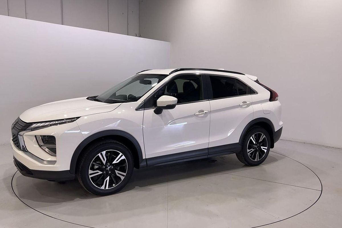 2023 Mitsubishi Eclipse Cross LS YB