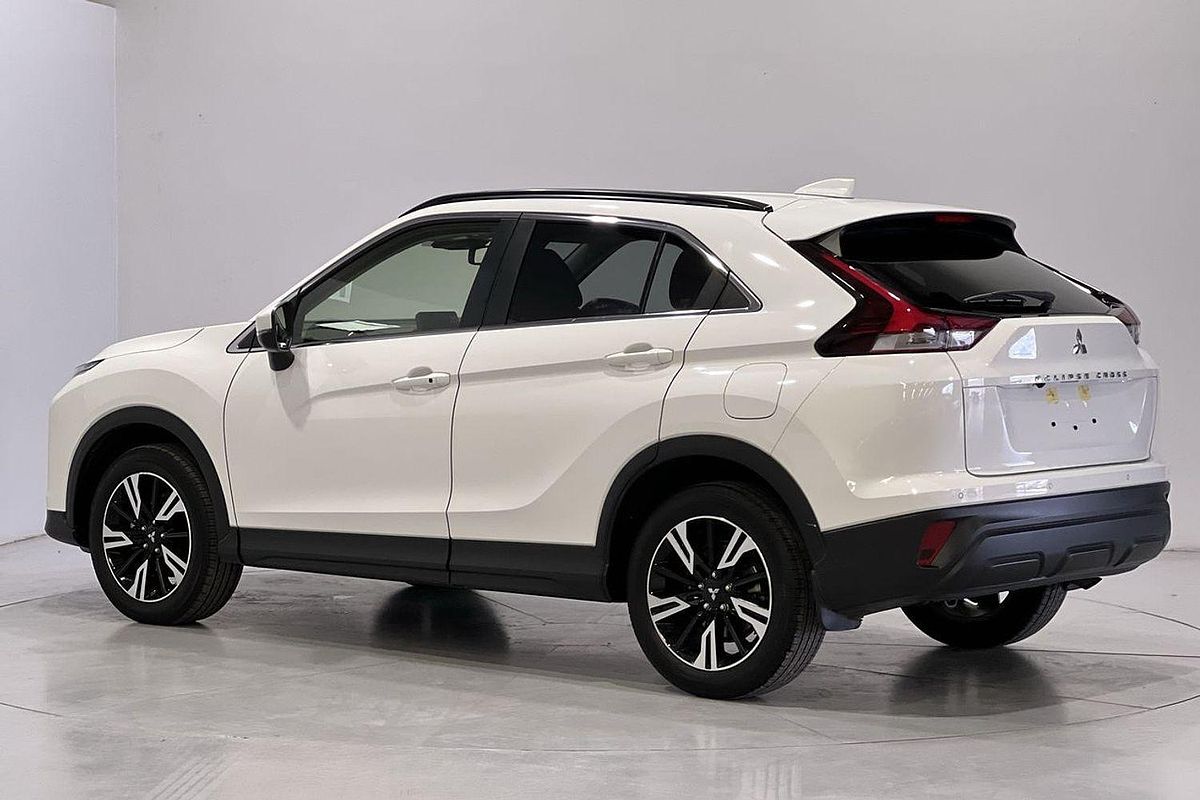 2023 Mitsubishi Eclipse Cross LS YB
