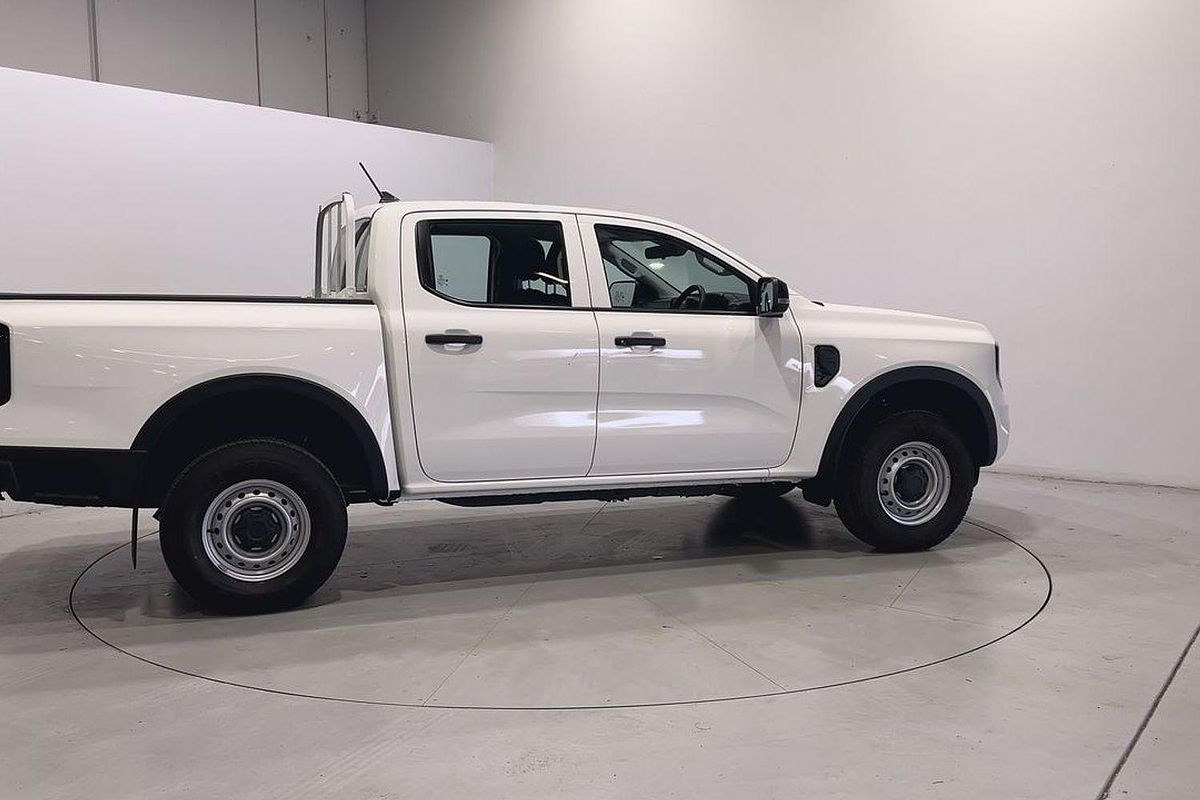 2024 Ford Ranger XL 4X4 2.0L