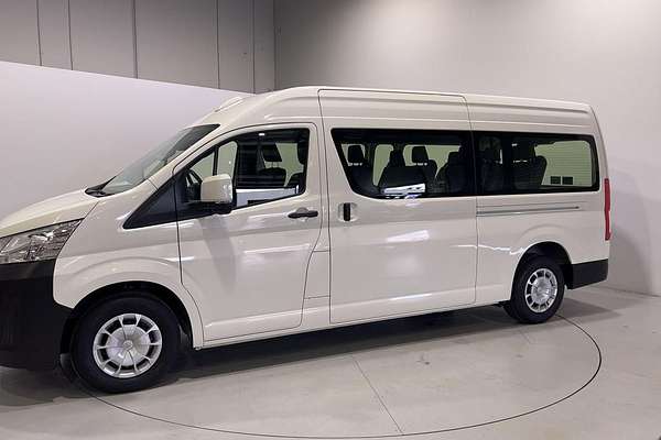 2023 Toyota Hiace Commuter GDH322R