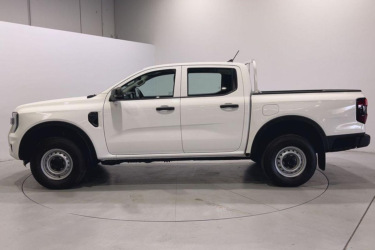 2024 Ford Ranger XL 4X4 2.0L