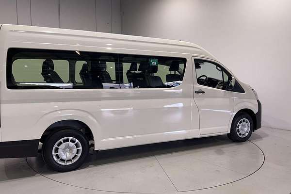 2023 Toyota Hiace Commuter GDH322R
