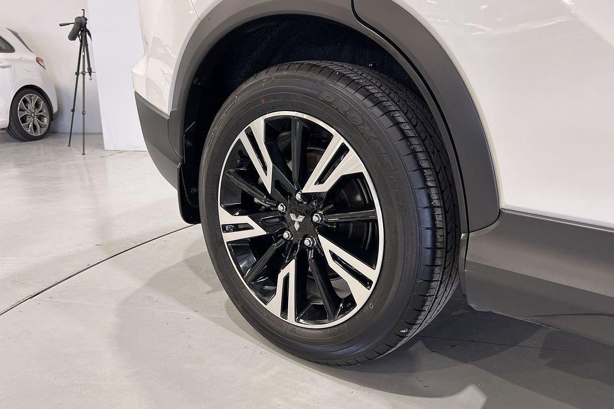 2023 Mitsubishi Eclipse Cross LS YB