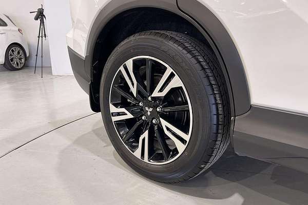2023 Mitsubishi Eclipse Cross LS YB