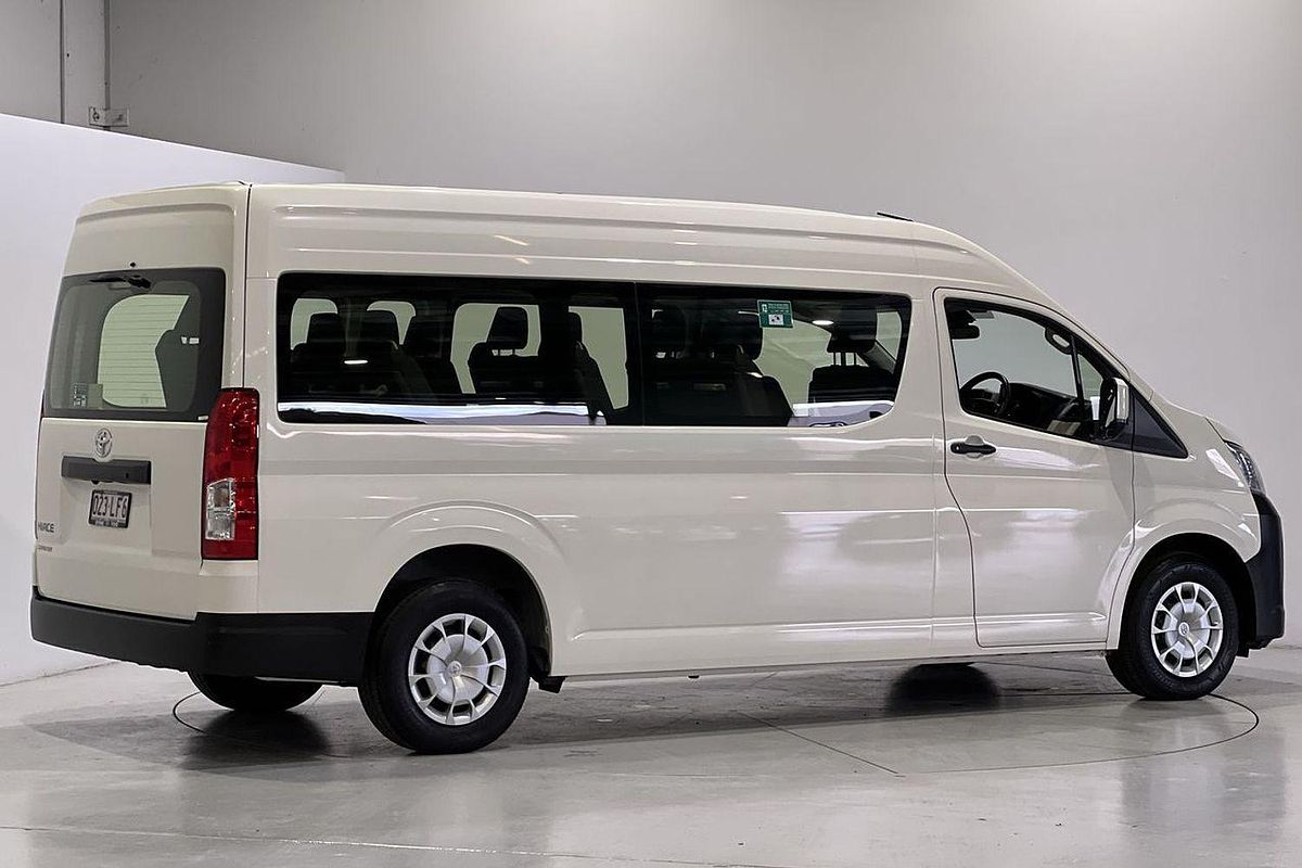 2023 Toyota Hiace Commuter GDH322R