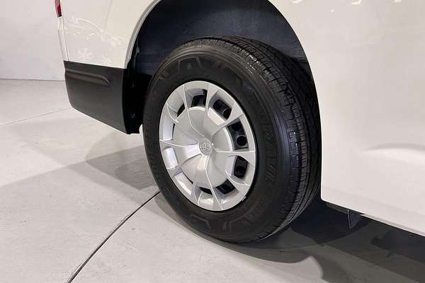2023 Toyota Hiace Commuter GDH322R