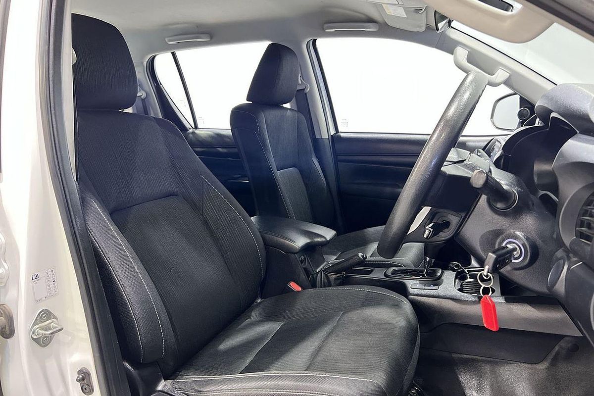 2022 Toyota Hilux SR GUN126R 4X4