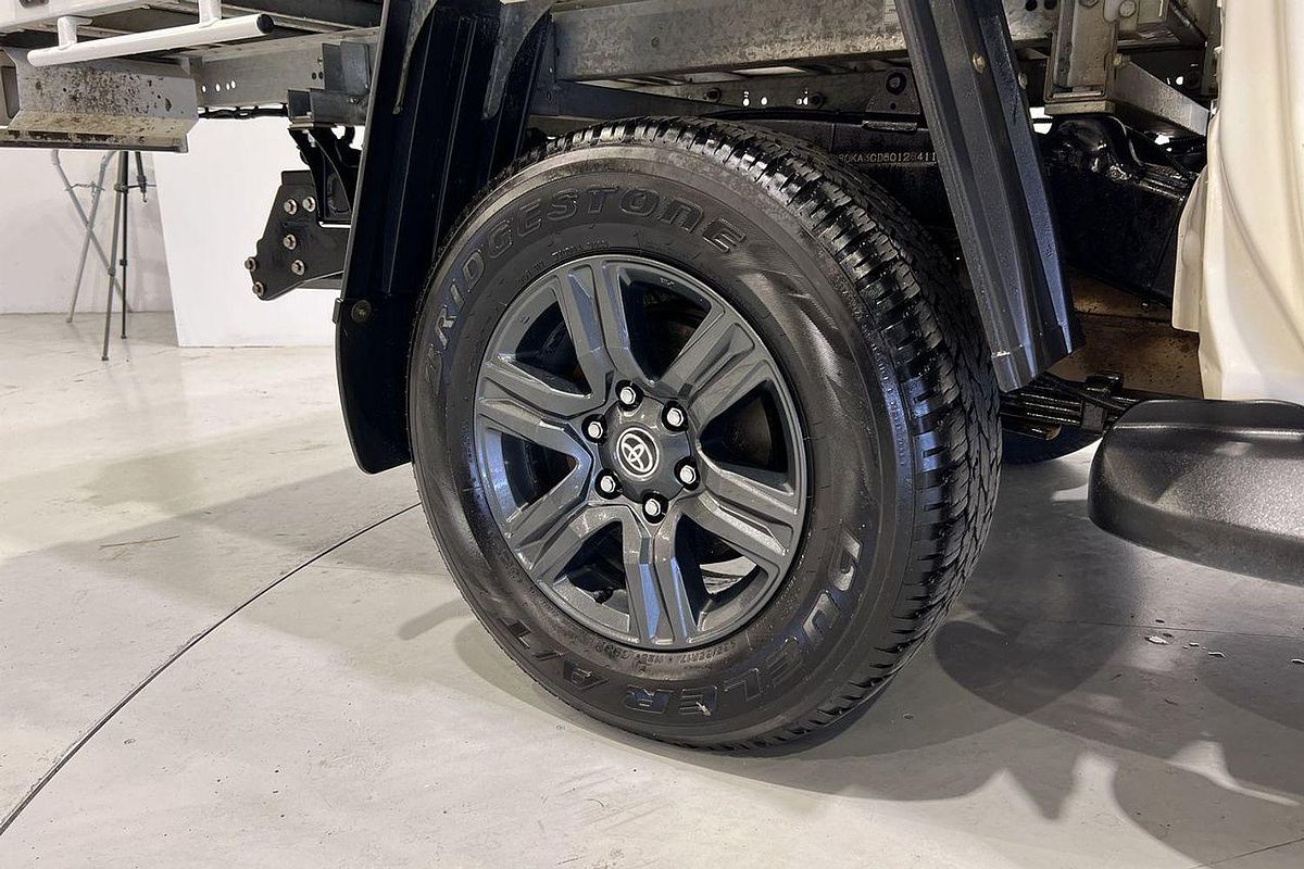 2022 Toyota Hilux SR GUN126R 4X4
