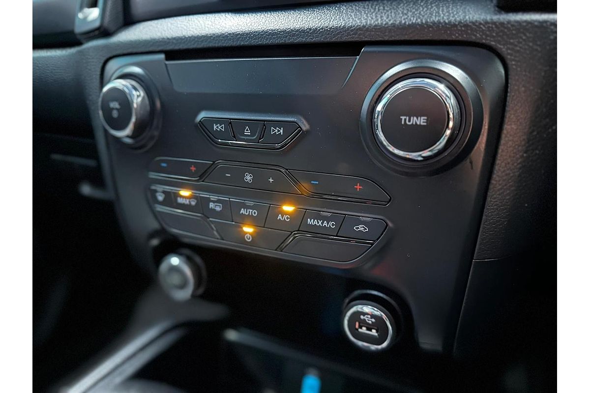 2019 Ford Everest Ambiente UA II 3.2L