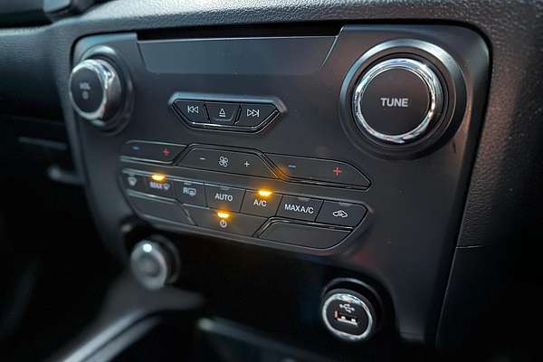 2019 Ford Everest Ambiente UA II 3.2L