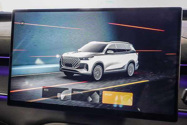 2025 Chery Tiggo 8 Super Hybrid Urban T31